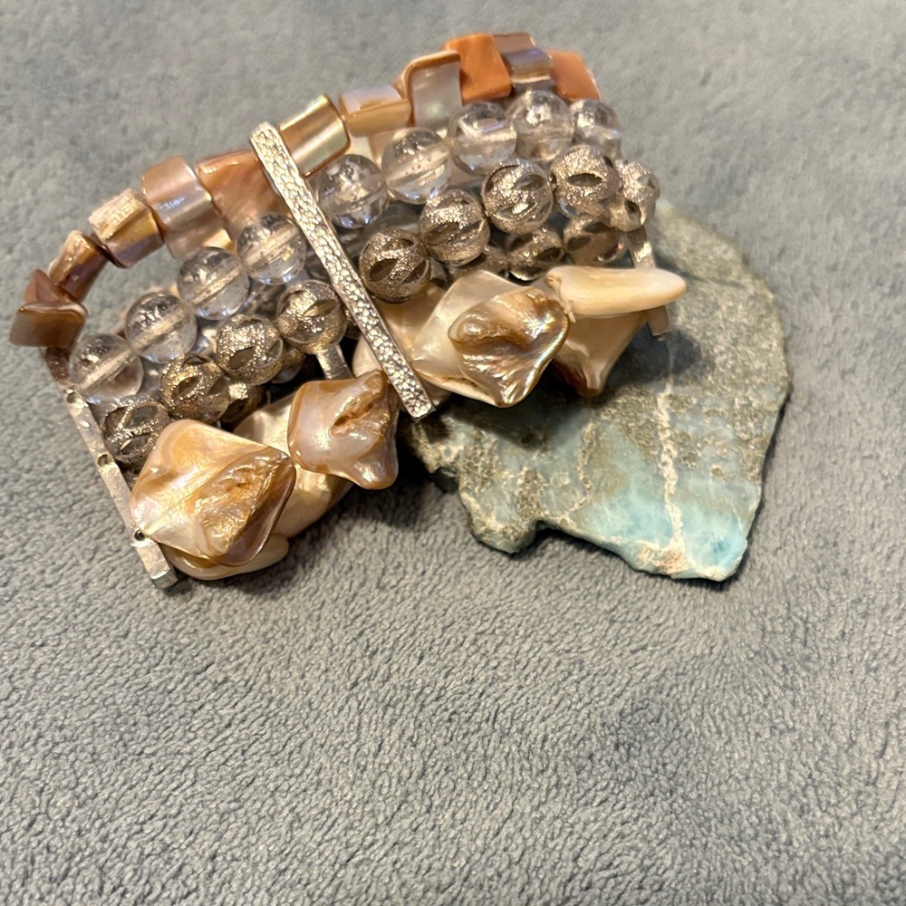 Elegant Raw Mother of Pearl Beaded stretch Bracelet